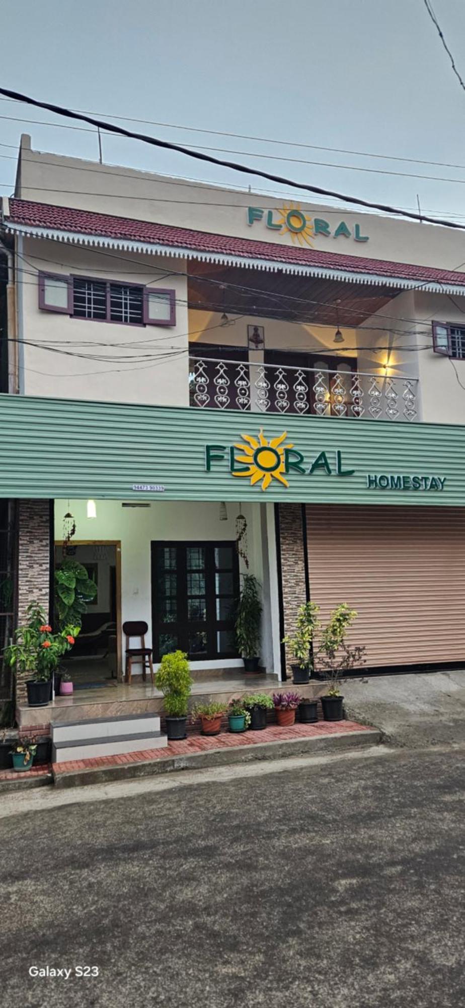 Floral Homestay Thekkady Exterior foto